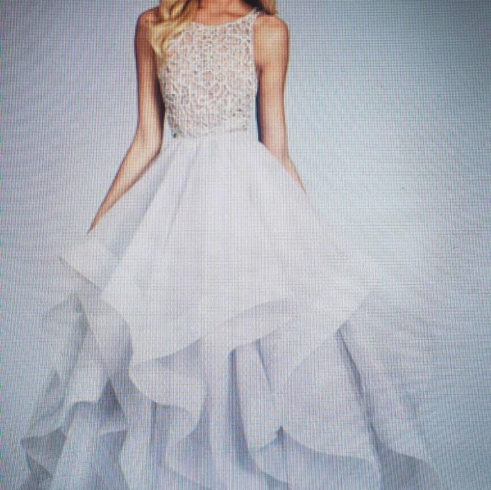 *NEW* Hayley Paige Bridal Gown - Picture 8 of 9